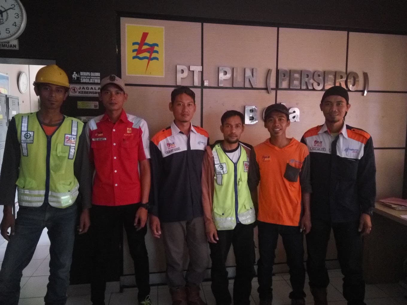 Keluarga Besar PLN ULP Boja